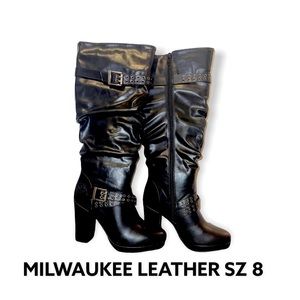 Milwaukee leather Boots zip up on the inside brand new , I ordered the wrong sz